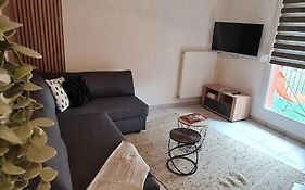 Logement Entier : Appartement, Houssen